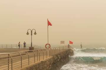 Telde advierte del peligro del baño en las playas del municipio (Foto Antonio Rico)